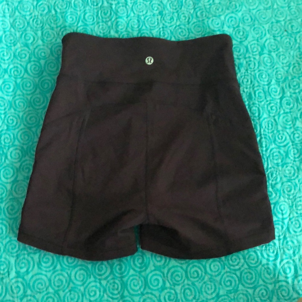 Lululemon yoga shorts